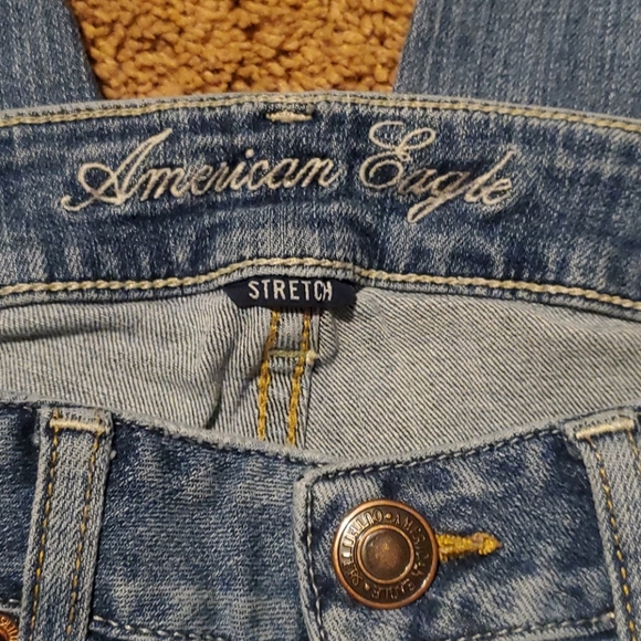 American Eagle Favorite Boyfriend Jeans - Picture 4 of 5
